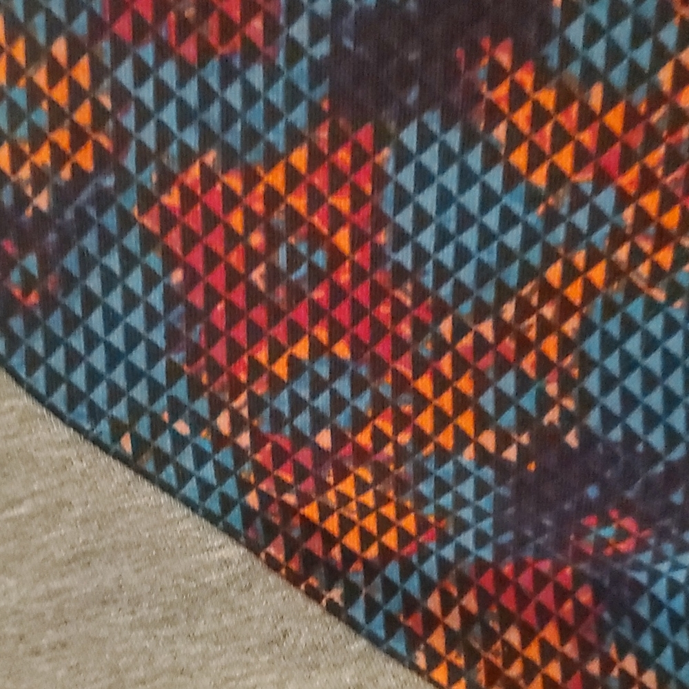 Lularoe Randy top - Picture 3 of 4